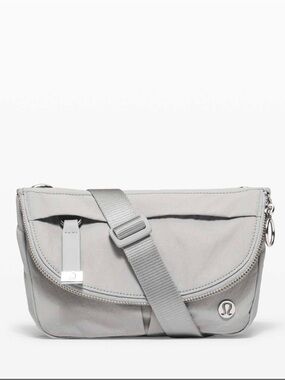 NWOT Lululemon All Night Festival Bag
